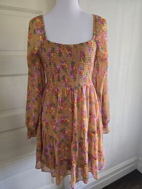 NWOT Lush Floral Smocked Long-Sleeve Mini Dress